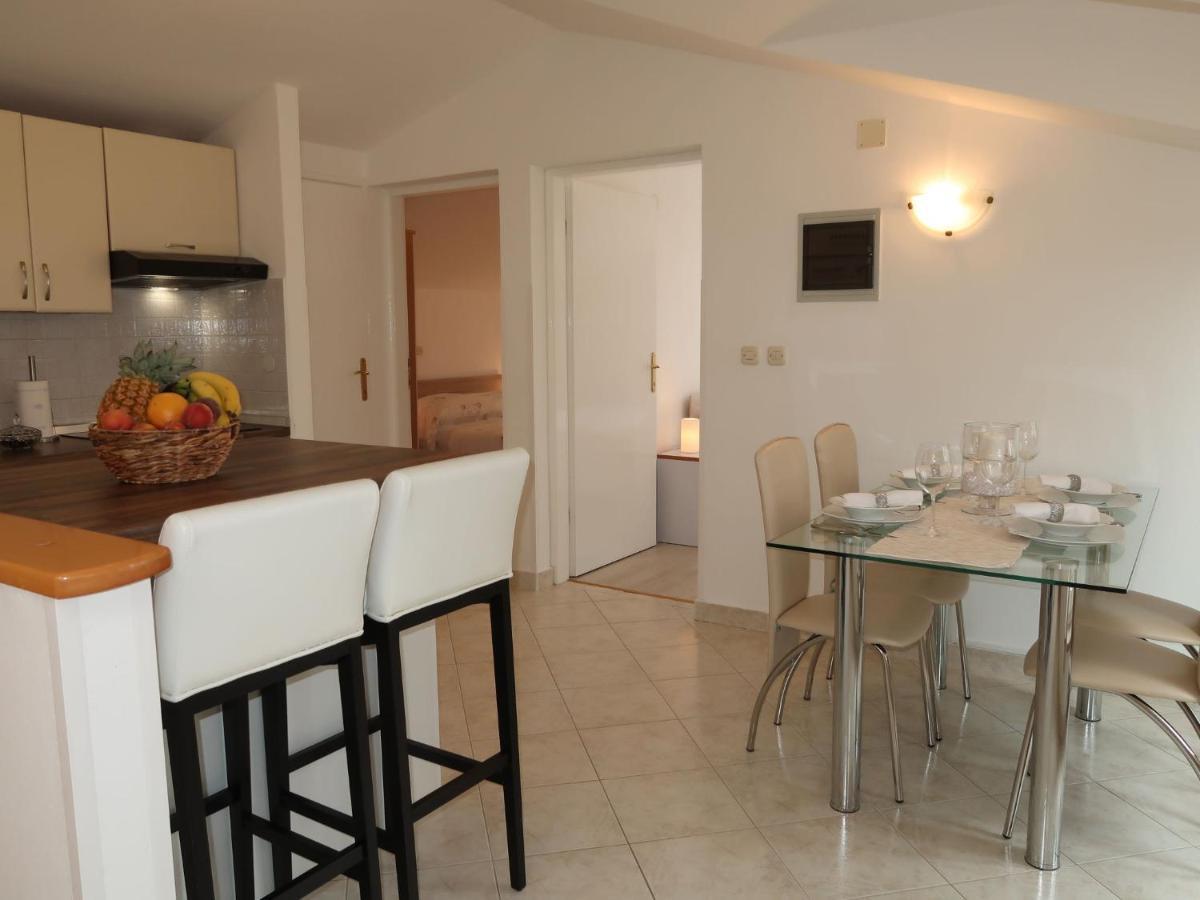 Apartment Marinella - Lbn120 By Interhome Labin  Εξωτερικό φωτογραφία
